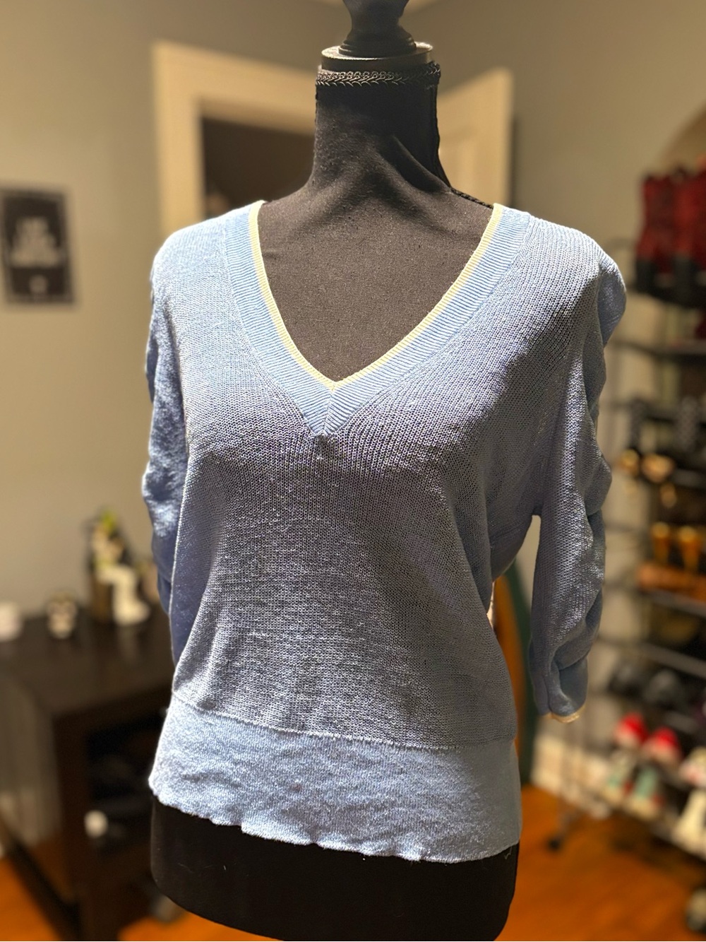 Veronica Beard short sleeve knit sweater top light blue
